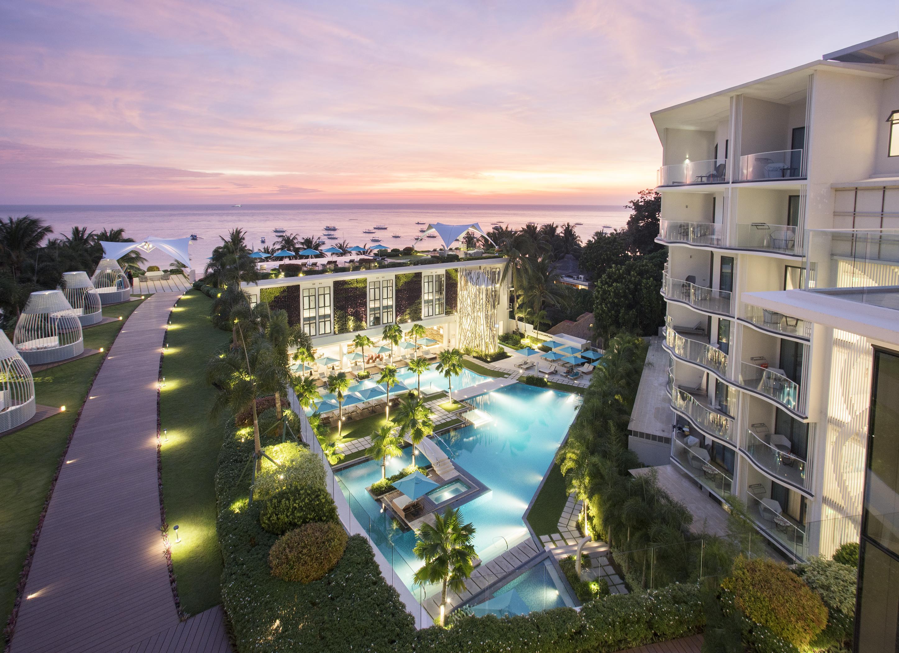 Hotel The Lind Boracay 5*