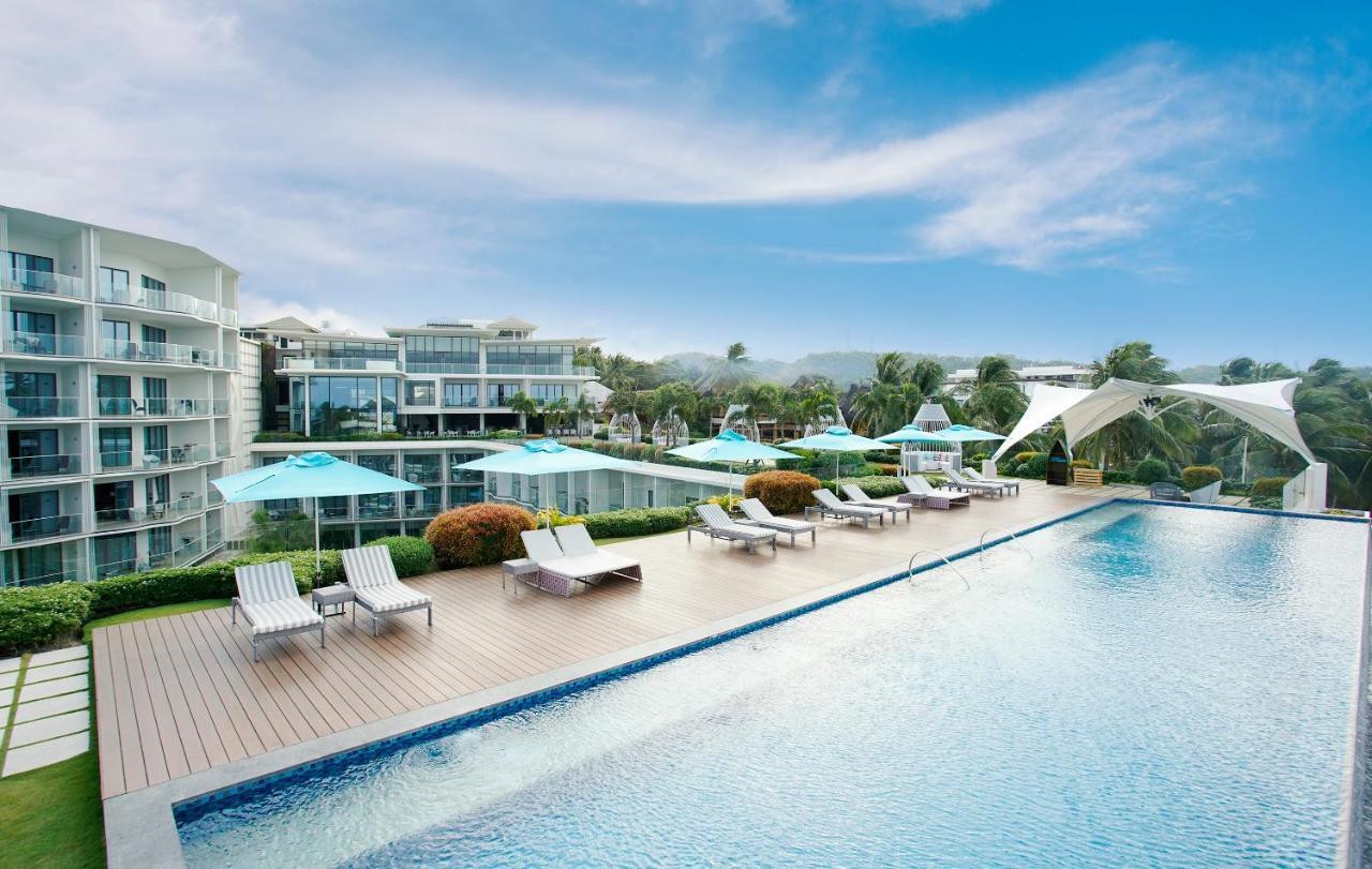 The Lind Boracay